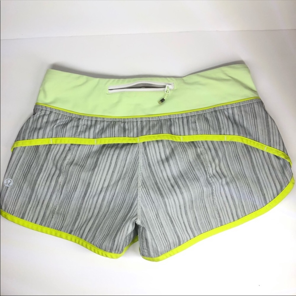 Lululemon speed shorts size 4 - Picture 2 of 2